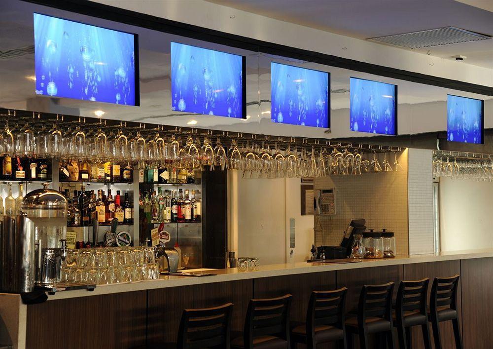 Assured Ascot Quays Apartment Hotel Перт Экстерьер фото